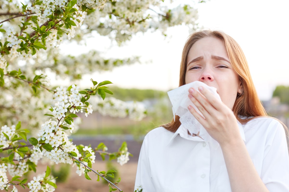 Alergija koja uzrokuje često kijanje i curenje iz nosa može izazvati krvarenje iz nosa